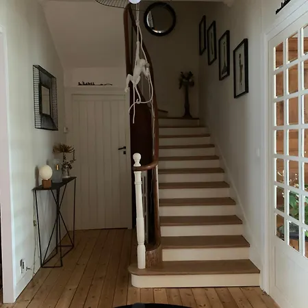 Maison De Quarto em Acomodações Particulares Saint-Jean-dʼAngély