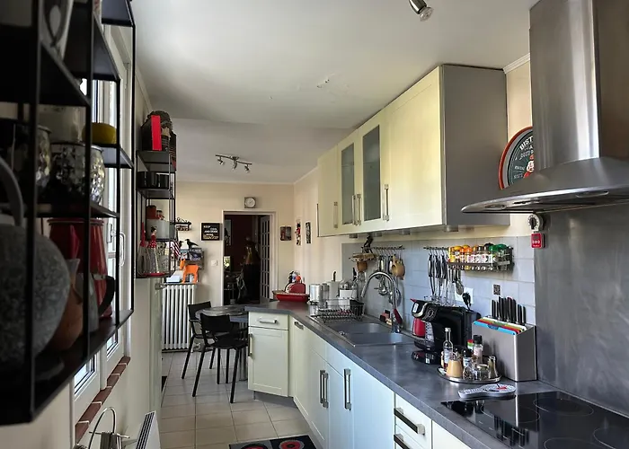 Maison De Saint-Jean-dʼAngély